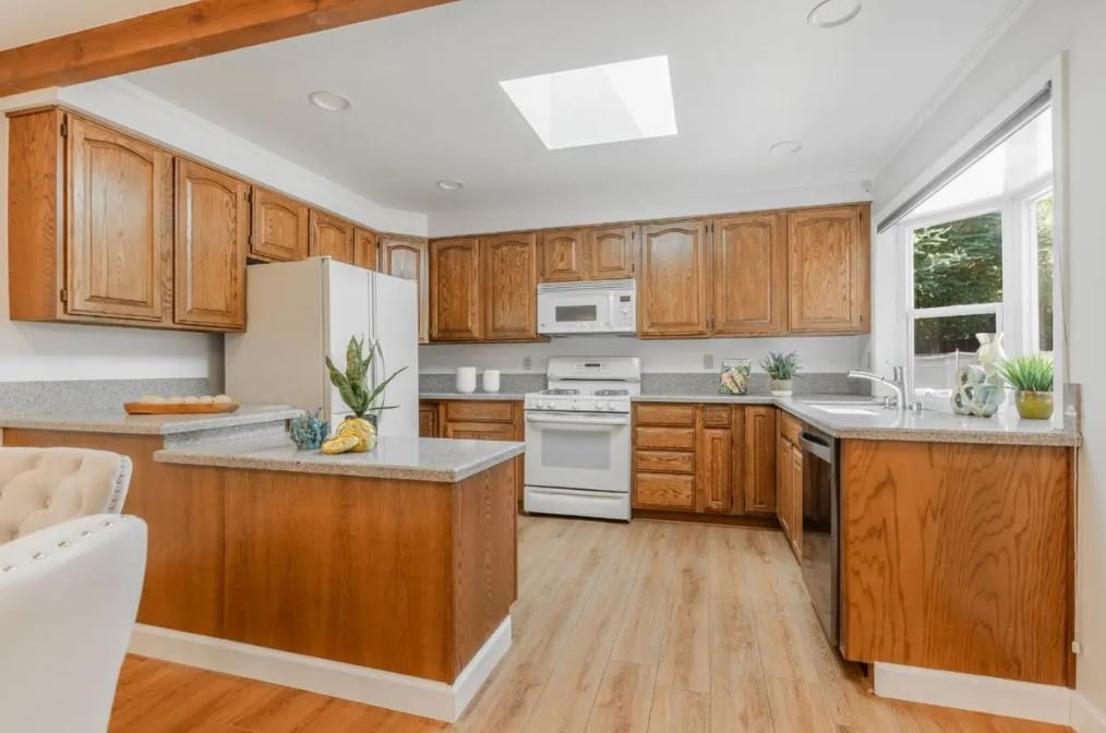 La Casa San Ramon kitchen before the EPRE renovation