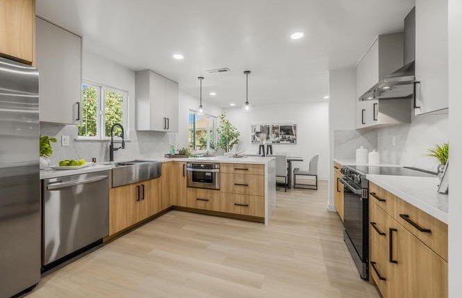 South Park Victoria Drive kitchen after the EPRE renovation, with new cabinetry and appliances