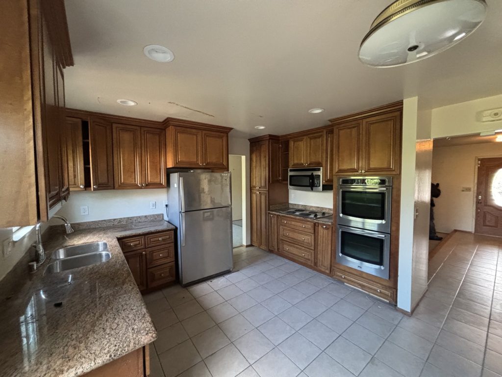 South Park Victoria Drive kitchen before the EPRE renovation